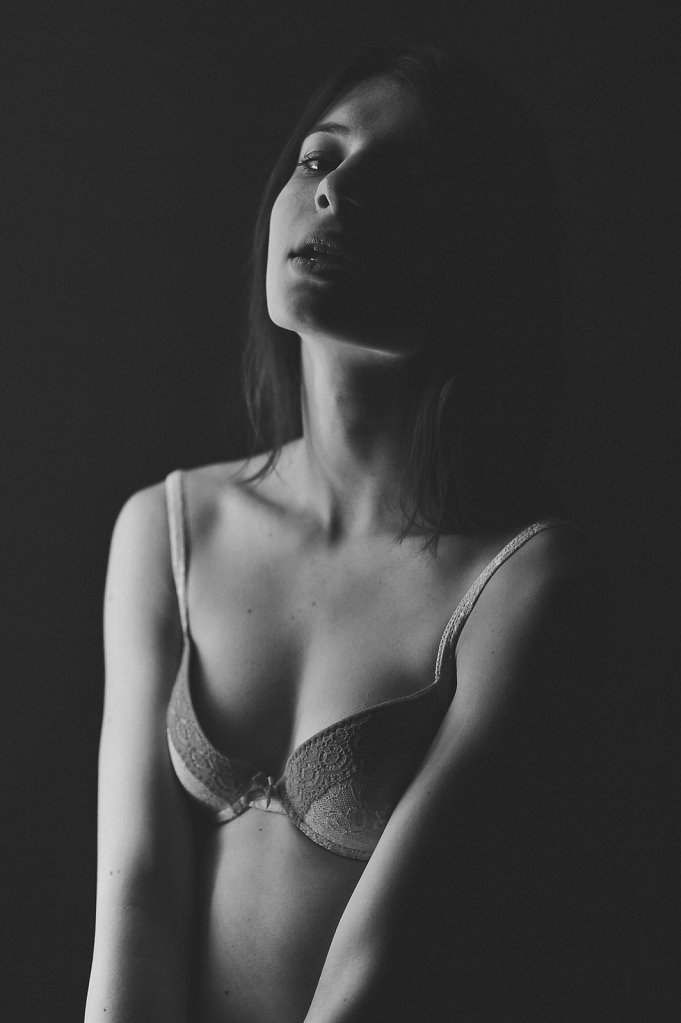 MDG9441-1920-def.jpg